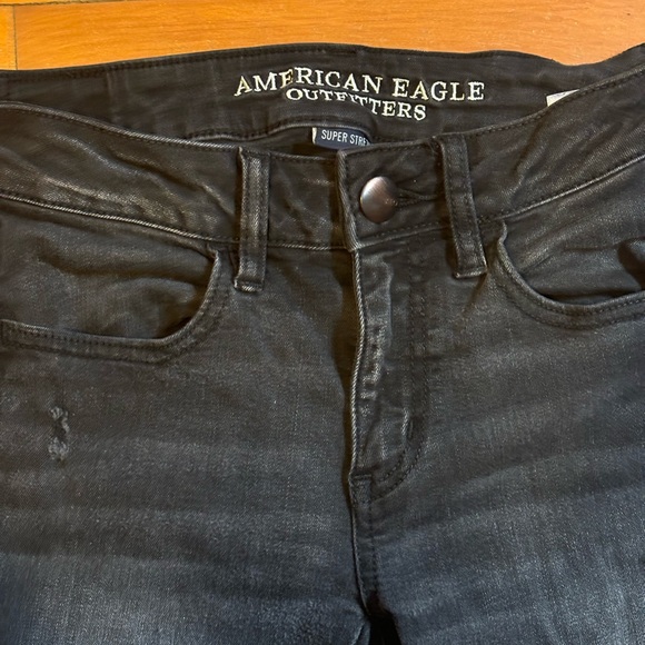 American Eagle Outfitters Black Ripped Denim Skinny Jeans - Picture 3 of 8